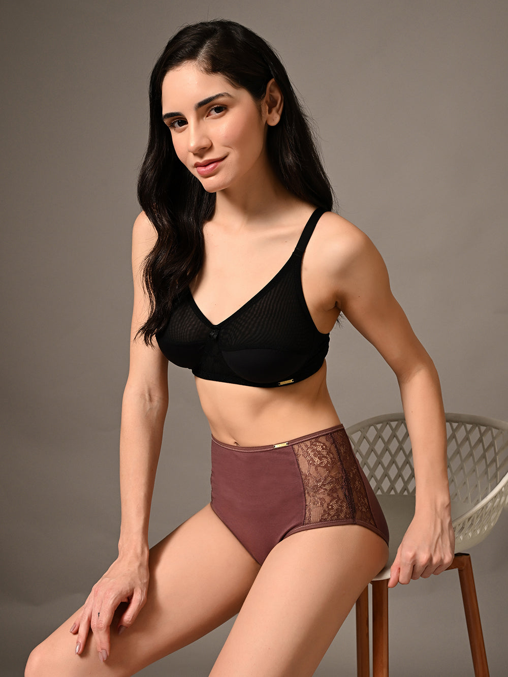 Sophie Wireless Full-Cup Bra