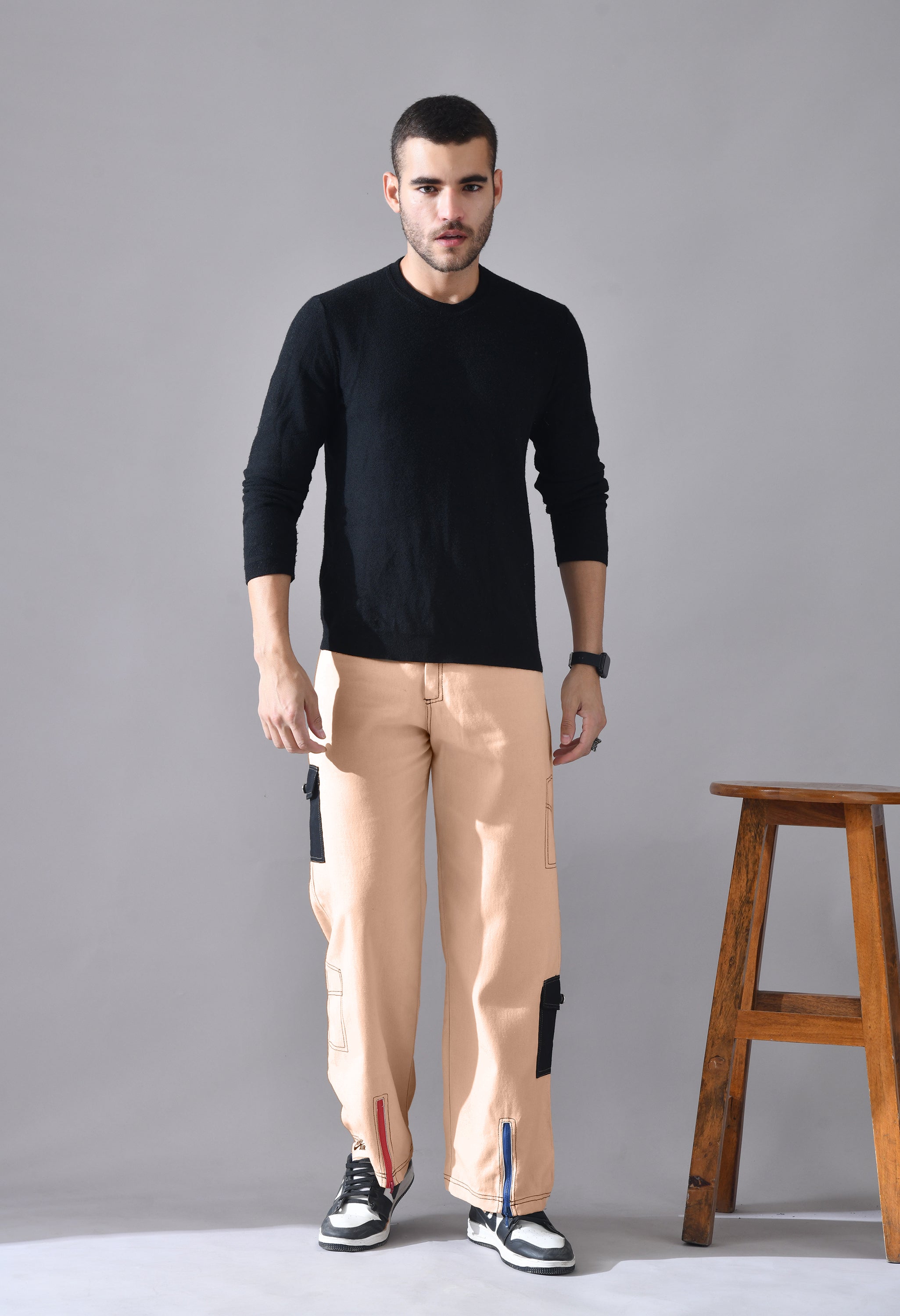 Unisex Wide-Leg Cargo Pants with Utility Pockets | Modern Streetwear Trousers