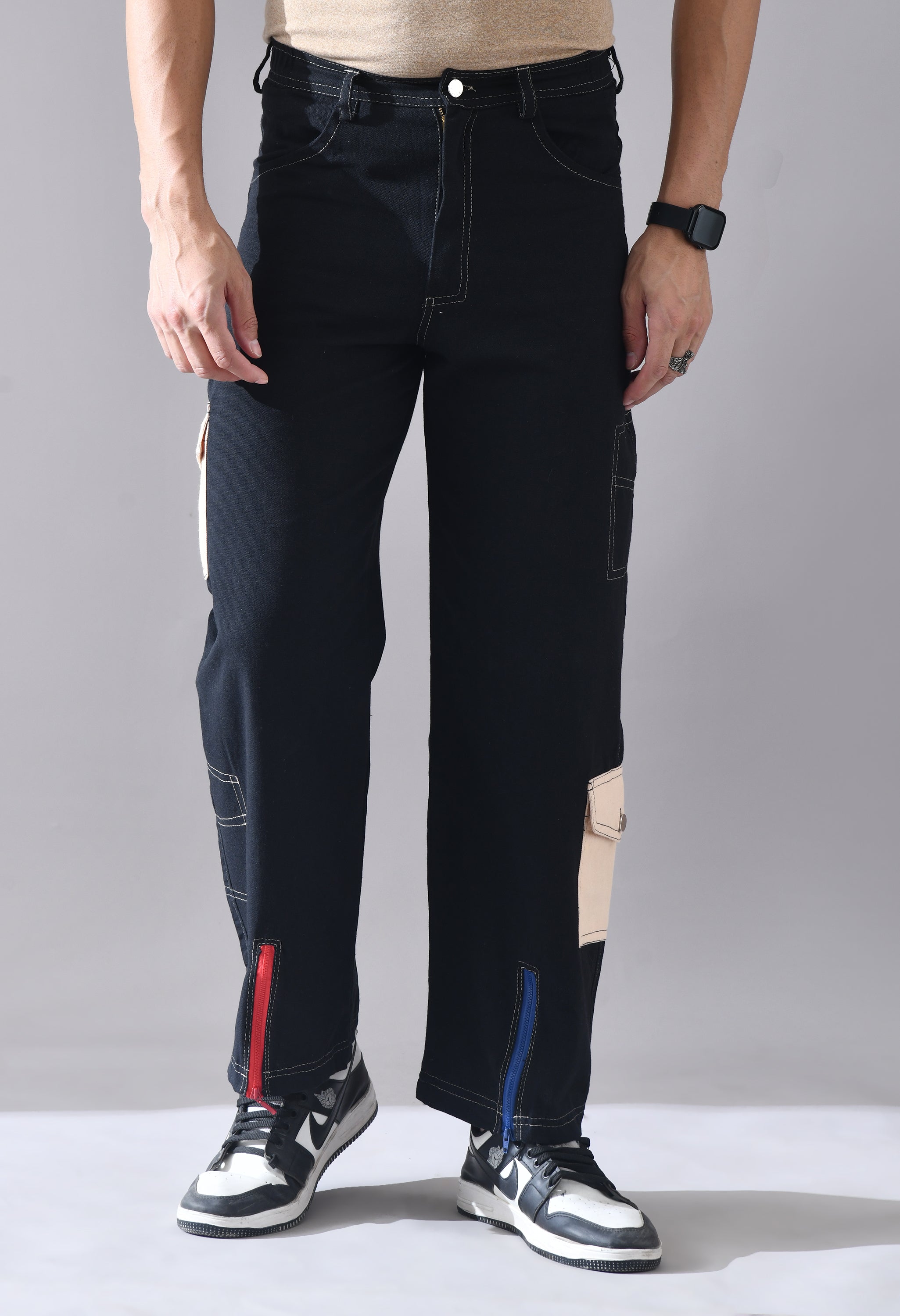 Unisex Wide-Leg Cargo Pants with Utility Pockets | Modern Streetwear Trousers