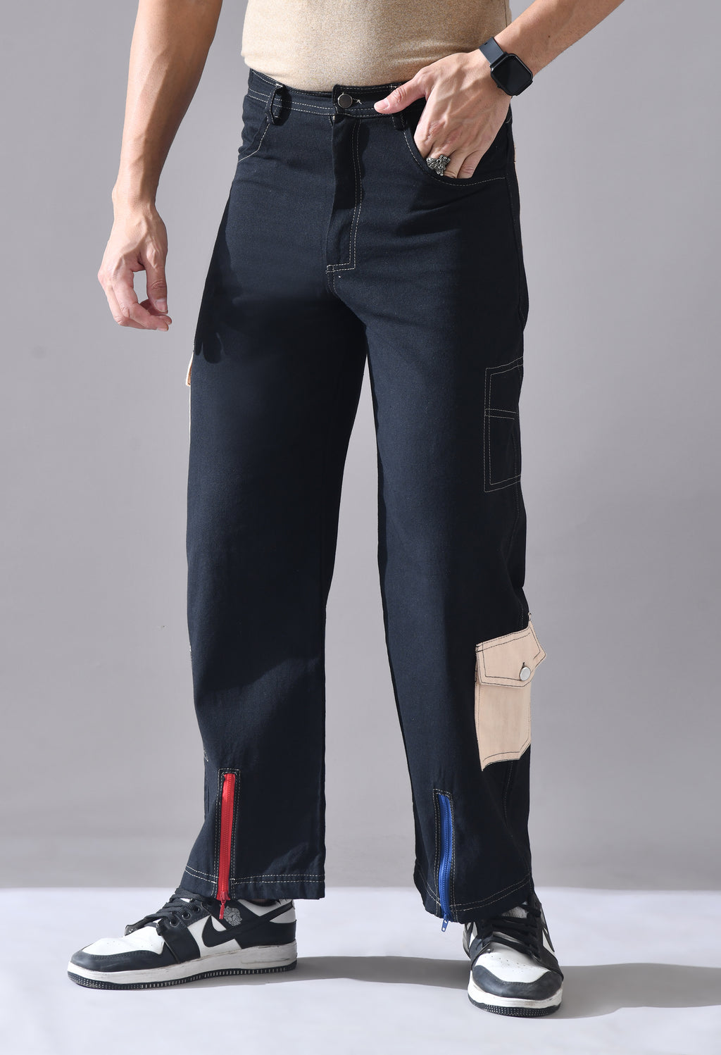 Unisex Wide-Leg Cargo Pants with Utility Pockets | Modern Streetwear Trousers