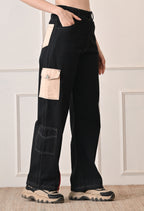 Unisex Wide-Leg Cargo Pants with Utility Pockets | Modern Streetwear Trousers